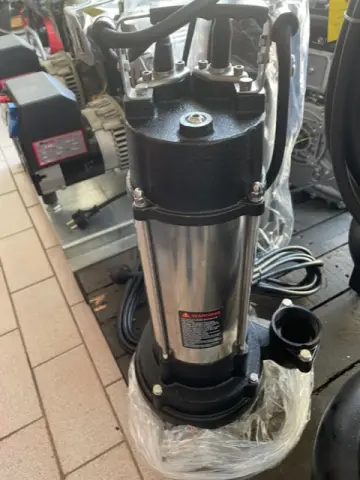 Pumps (photo 2)